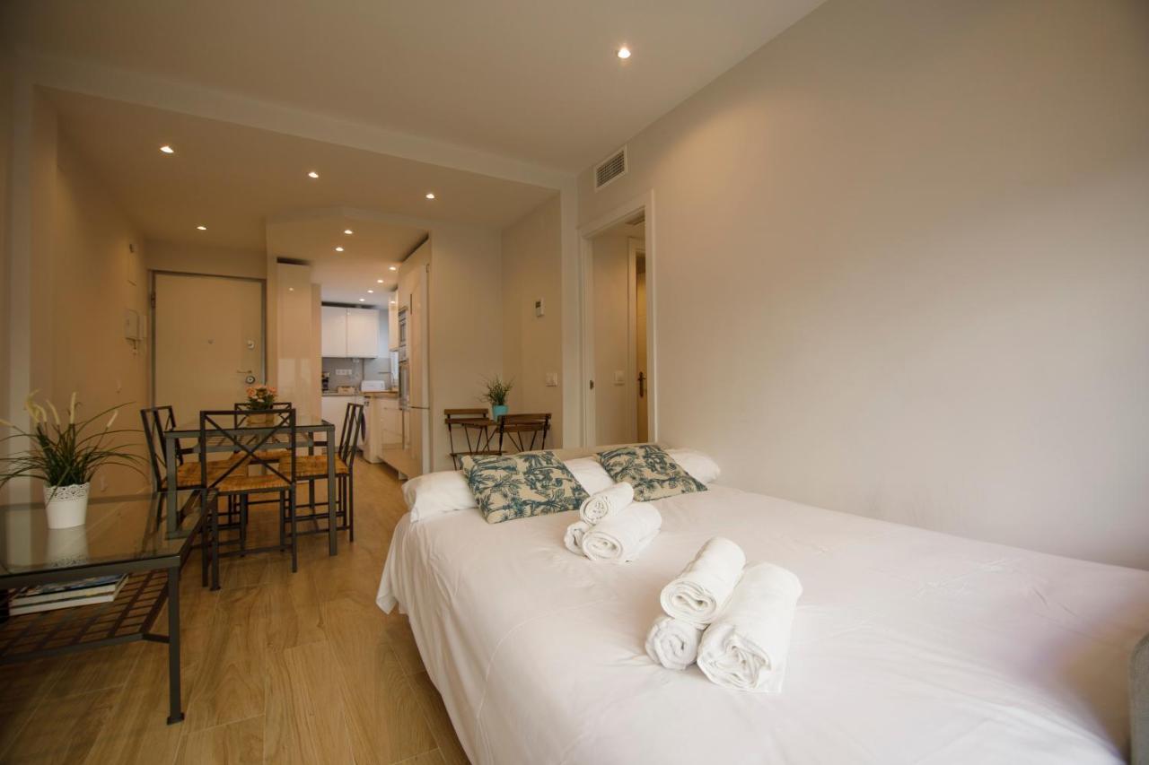 Rentalsevilla Pacheco Y Nunez Del Prado Appartement